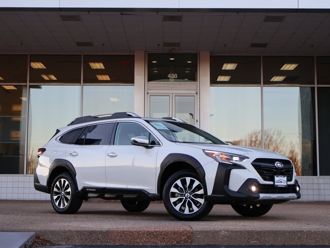 2023 Subaru Outback Touring SUV