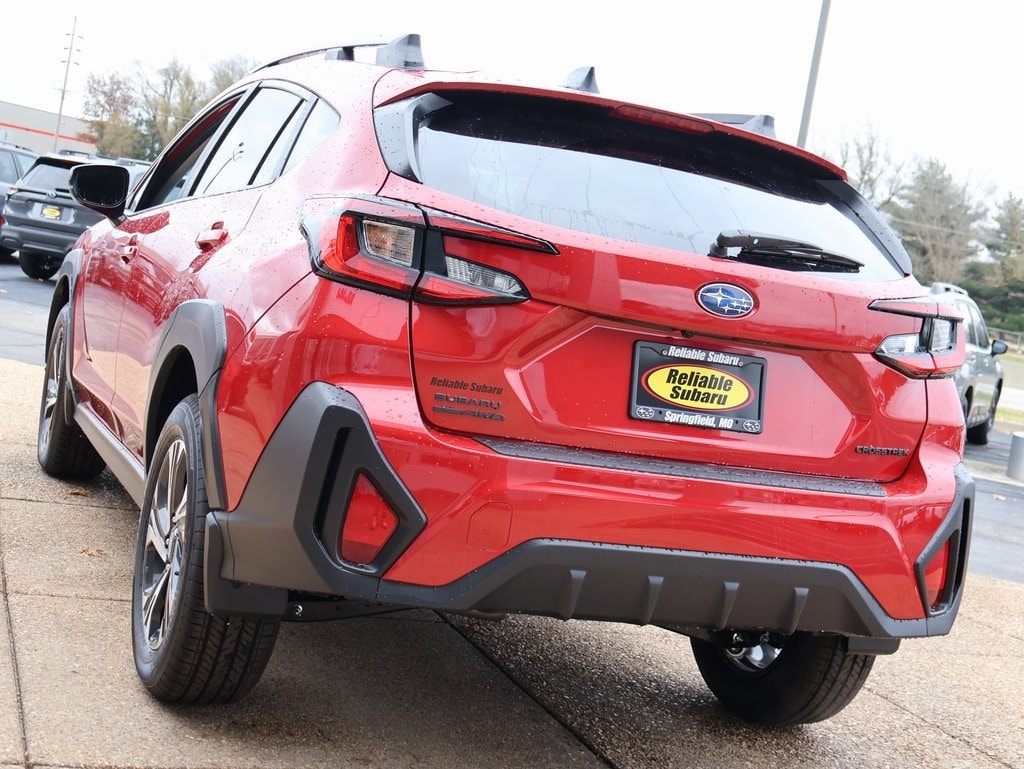 New 2026 Lithium Red Pearl Subaru Premium image 4