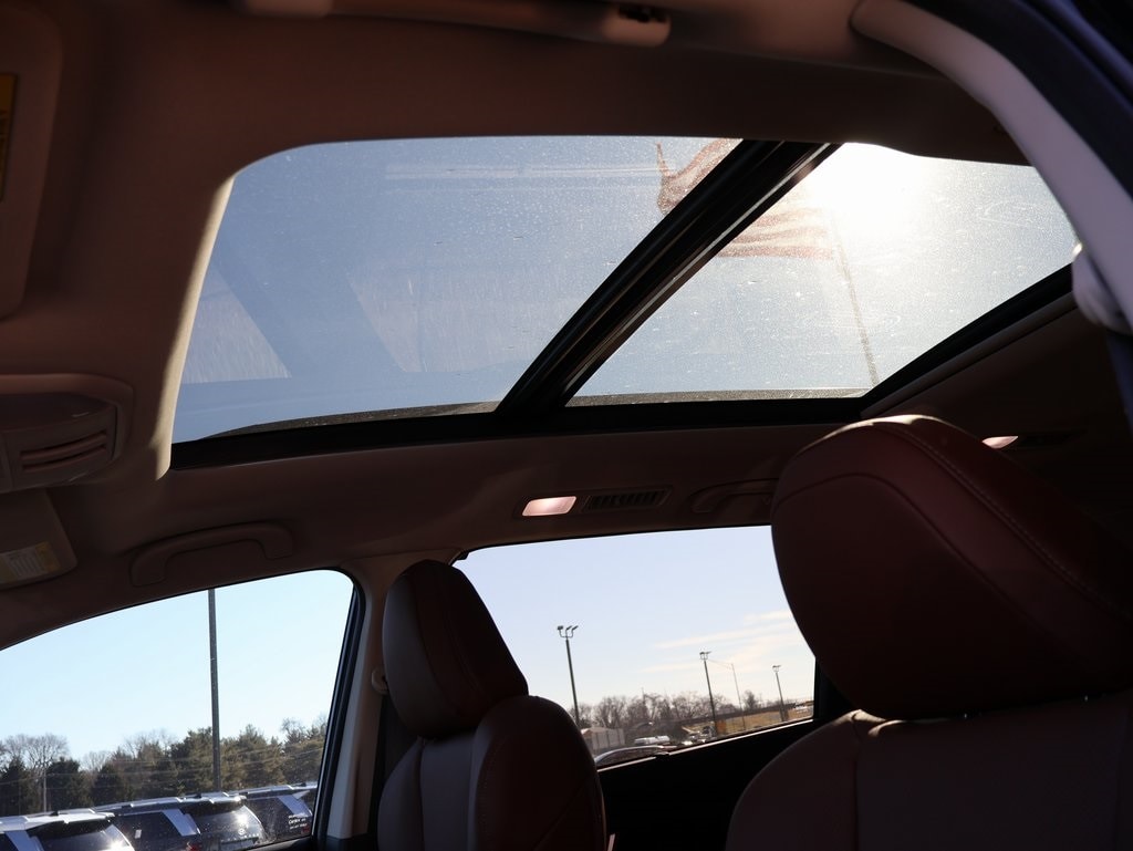 New 2026 Crystal Black Silica Subaru Touring 7-Passenger image 27