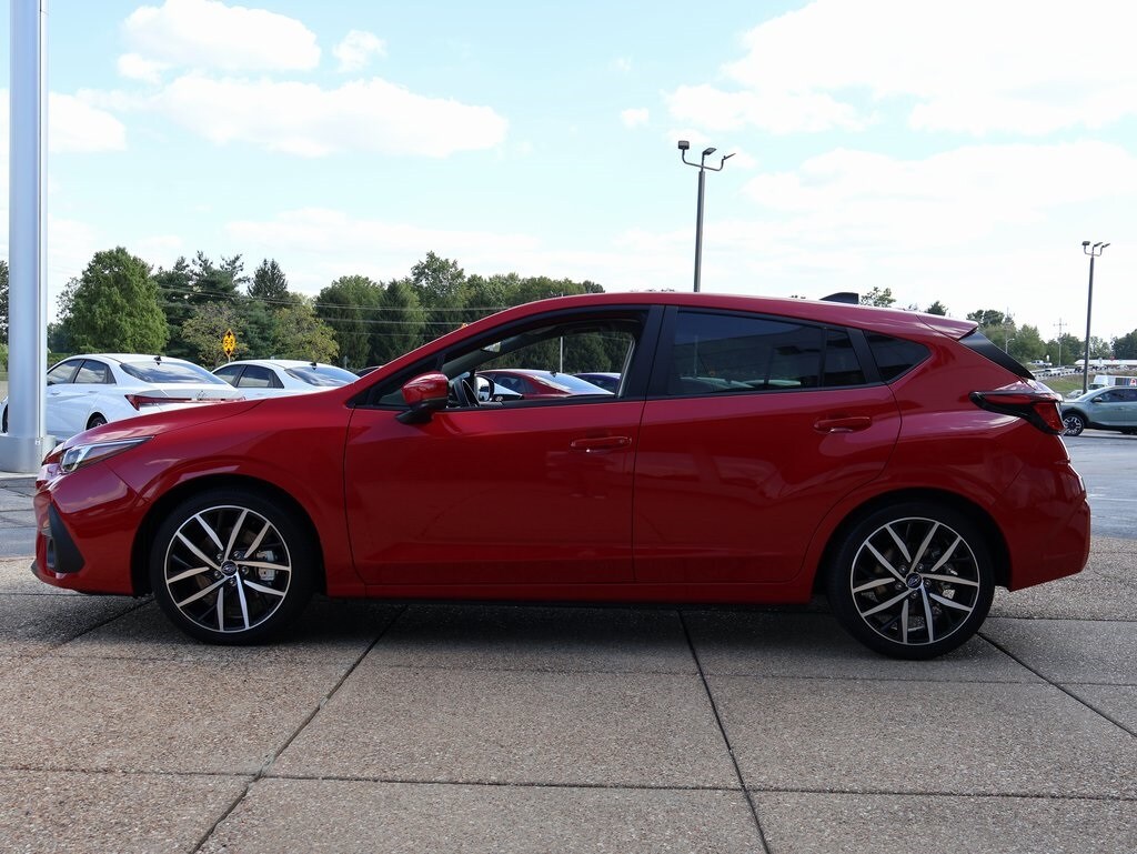 2025 Subaru Impreza Sport photo 2