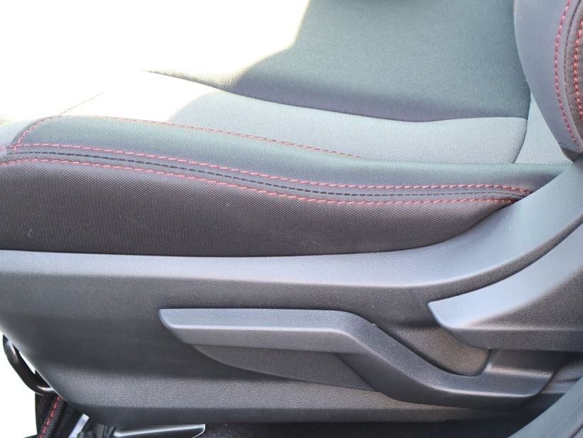 New 2026 Ceramic White Subaru Base image 23