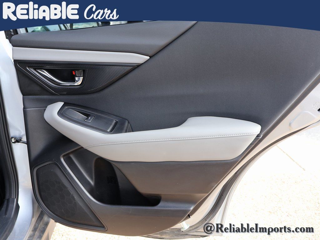 Used 2025 Ice Silver Metallic Subaru Premium image 12