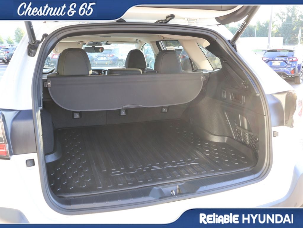 Used 2024 Crystal White Pearl Subaru Onyx Edition image 15