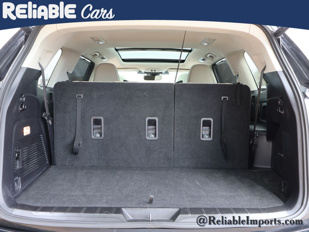 Used 2023 Crystal Black Silica Subaru Limited 7-Passenger image 16