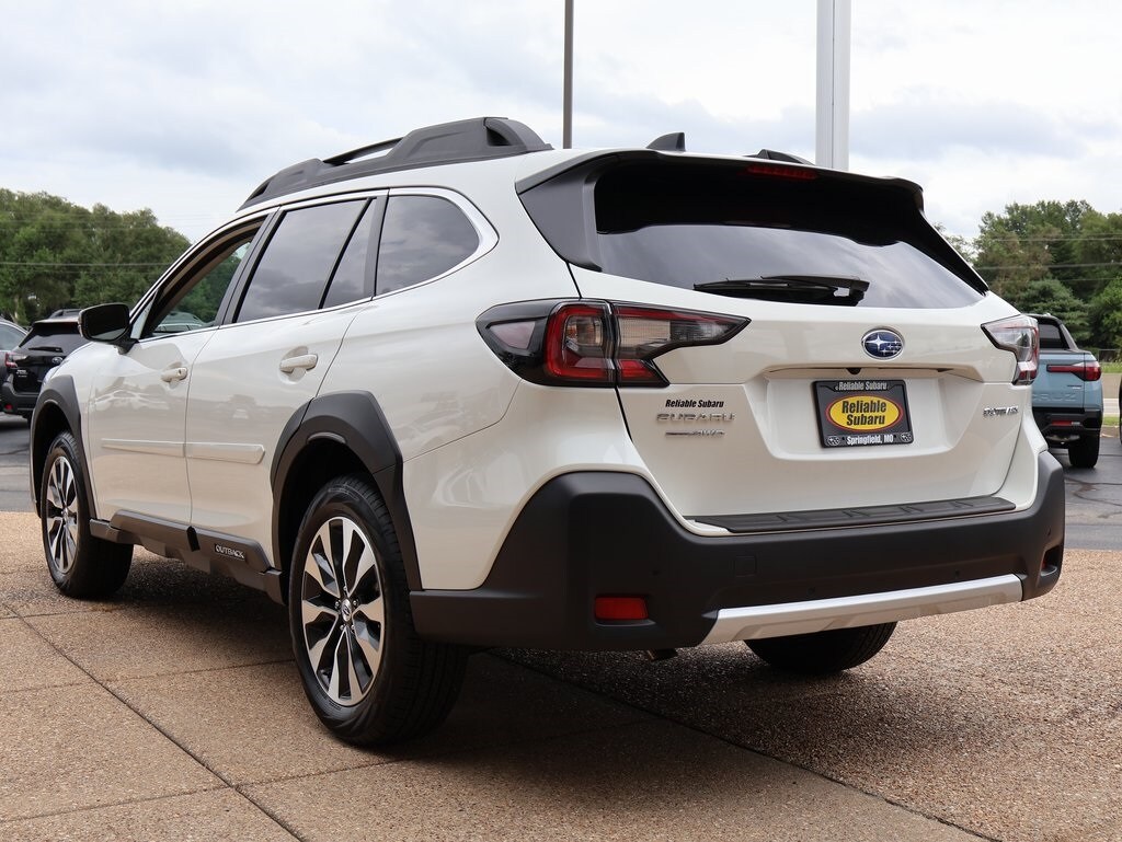 2025 Subaru Outback Limited photo 2