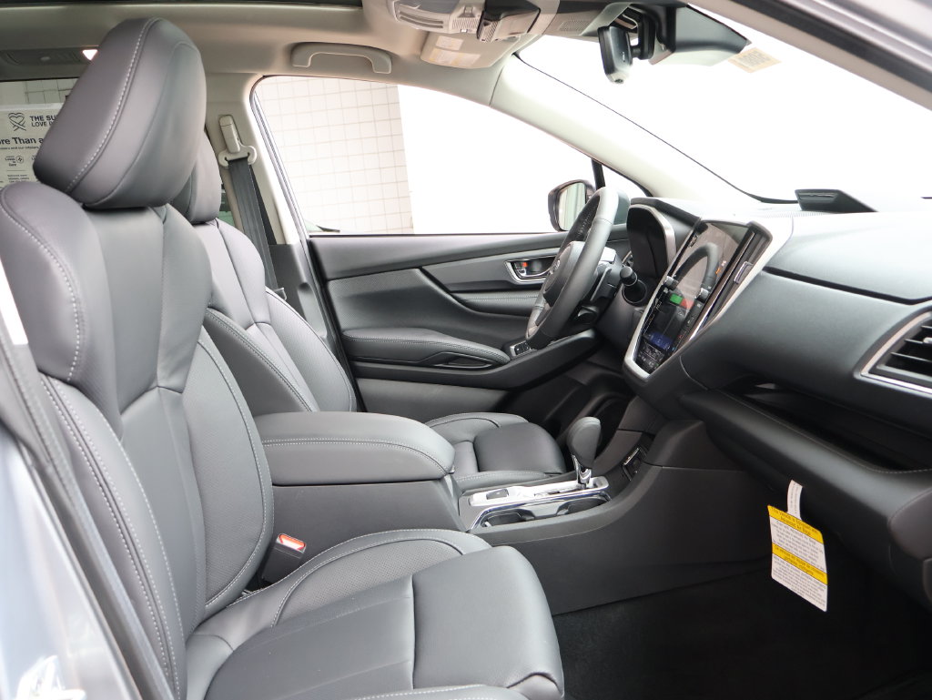 New 2027 Ice Silver Subaru Limited 7-Passenger image 8