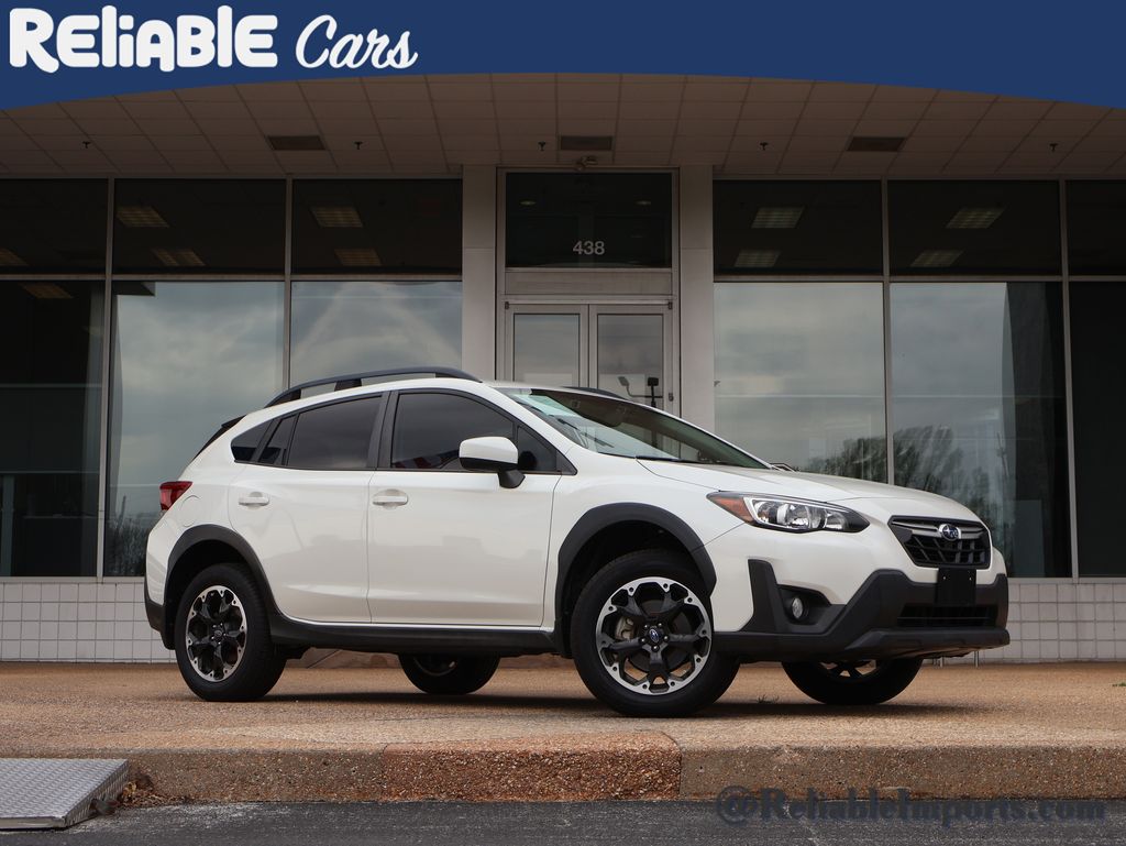 Used 2022 Crystal White Pearl Subaru Premium image 2