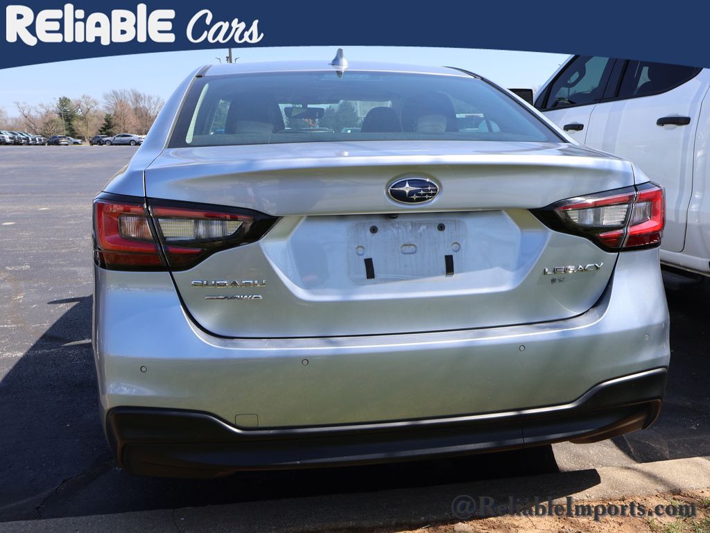 Used 2023 Ice Silver Metallic Subaru Limited image 15