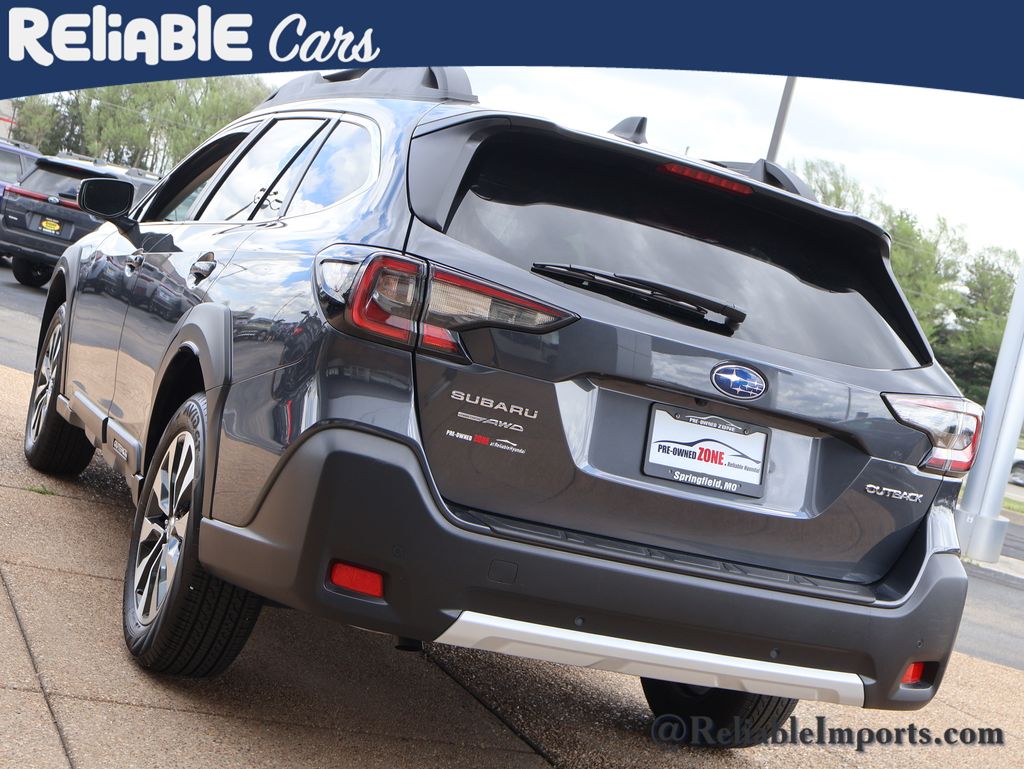 Used 2024 Magnetite Gray Metallic Subaru Limited image 4