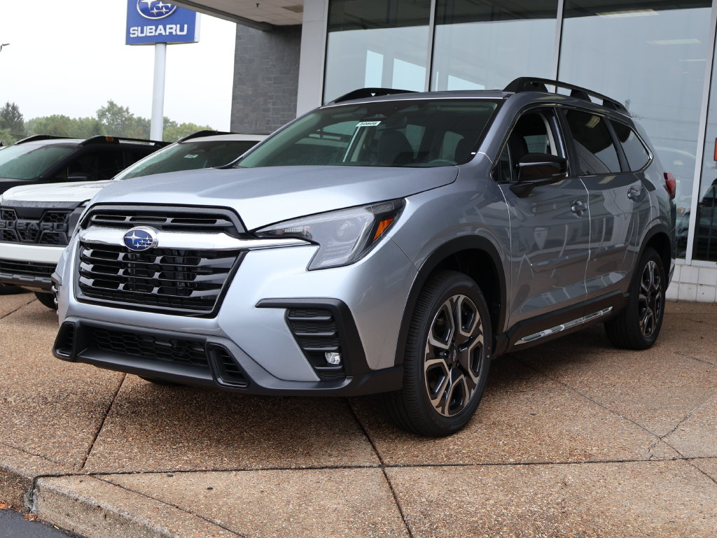 New 2027 Ice Silver Subaru Limited 7-Passenger image 3
