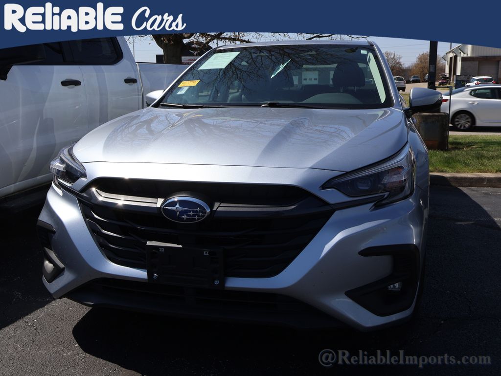 Used 2023 Ice Silver Metallic Subaru Limited image 10