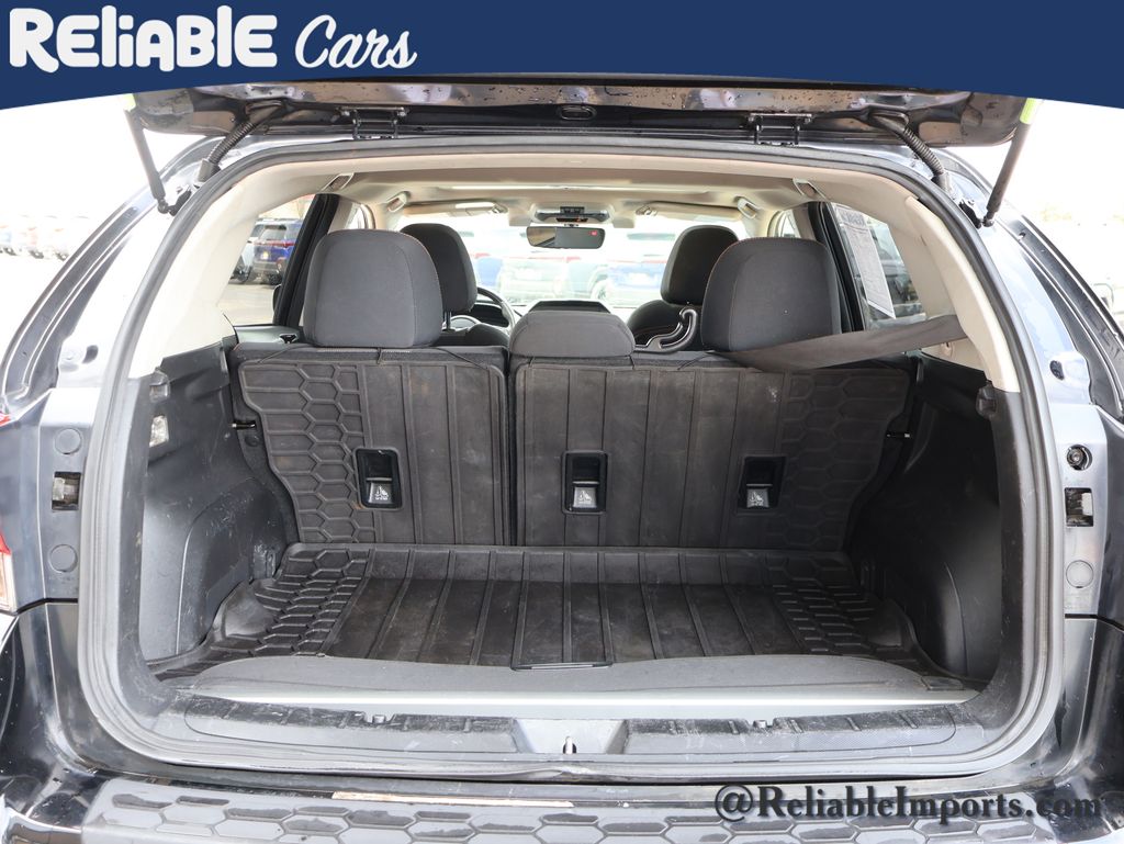 Used 2018 Crystal Black Silica Subaru 2.0i Premium with image 15