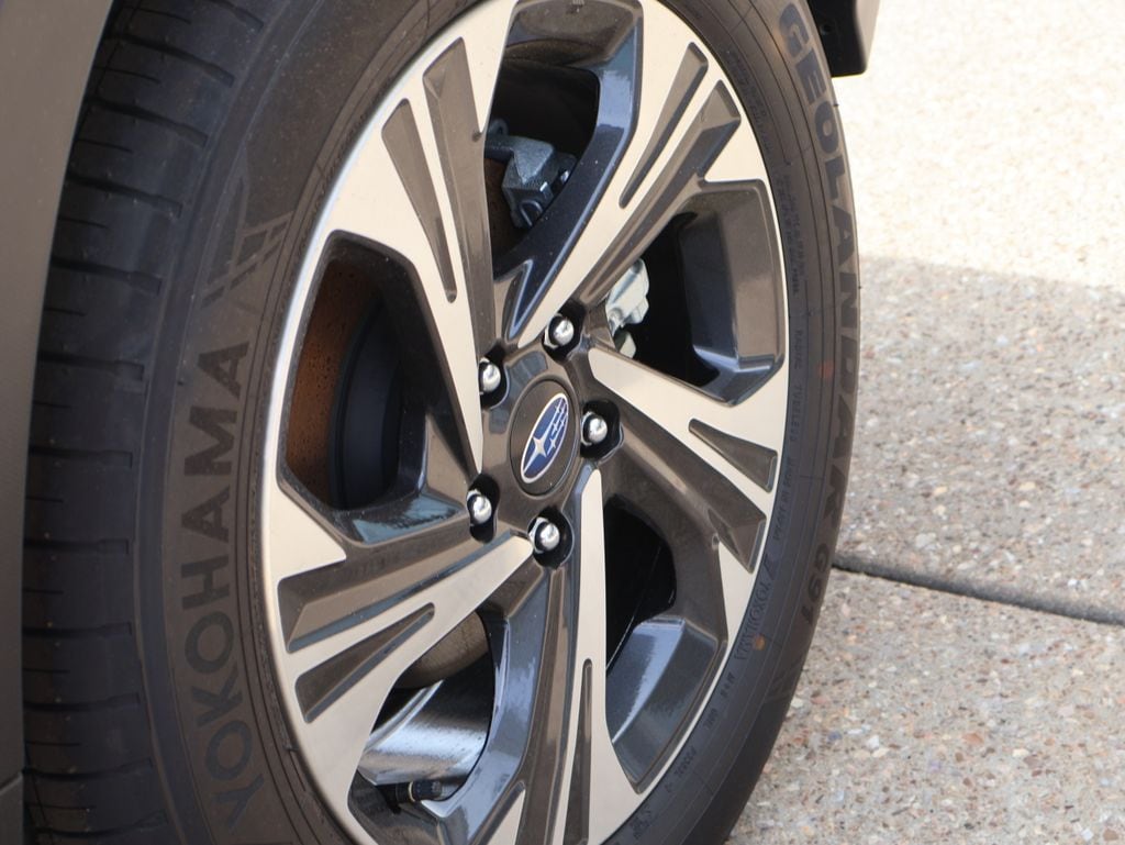 New 2026 Crystal White Pearl Subaru Premium image 38