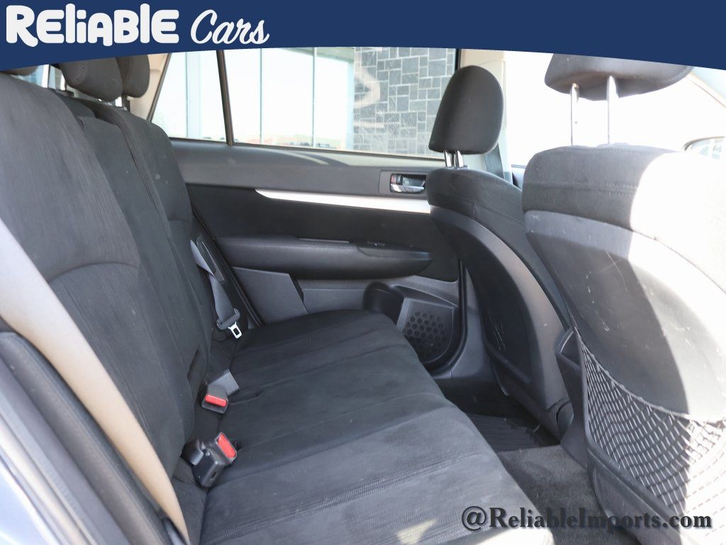 Used 2013 Twilight Blue Metallic Subaru 2.5i Premium (CVT) image 13