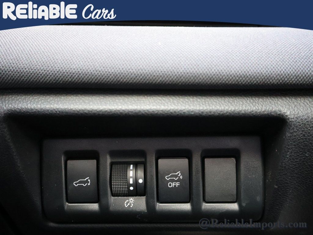 Used 2025 Ice Silver Metallic Subaru Premium image 33