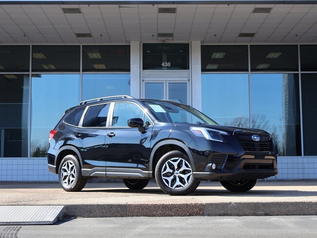 2023 Subaru Forester Premium SUV