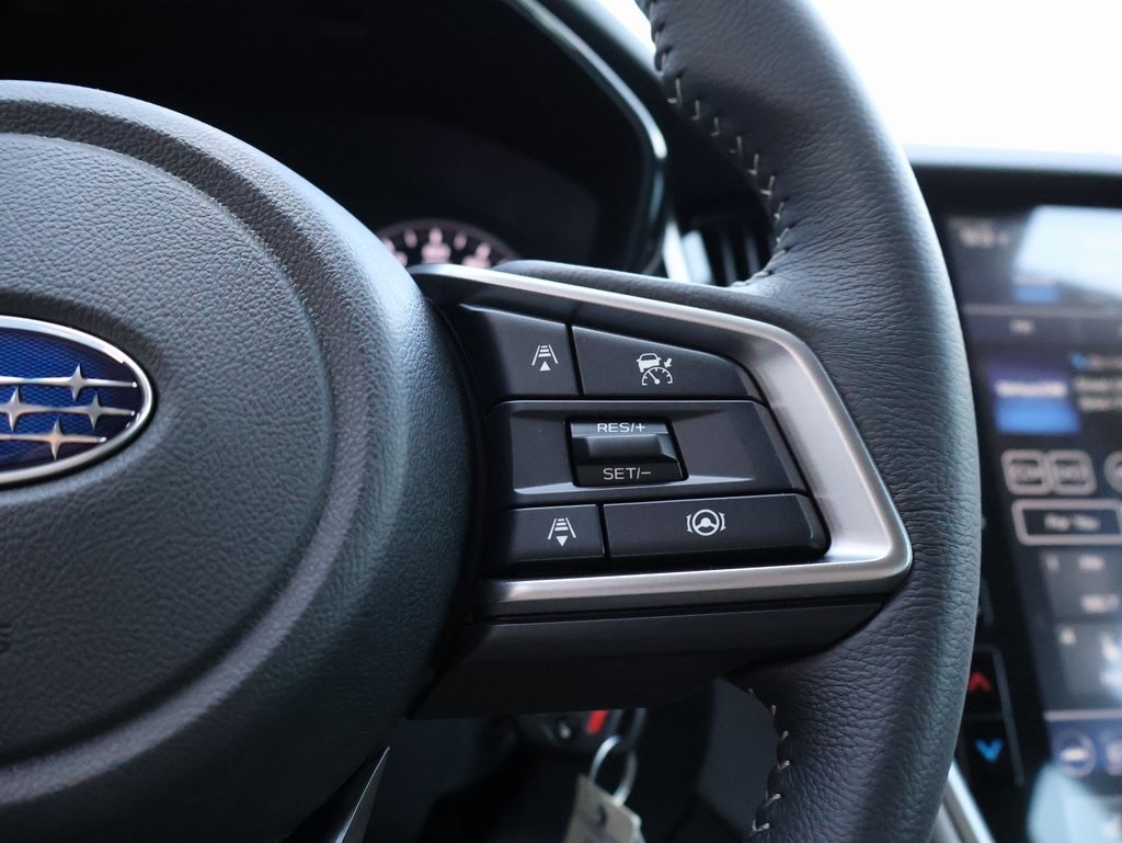 New 2025 Crystal Black Silica Subaru Premium image 28