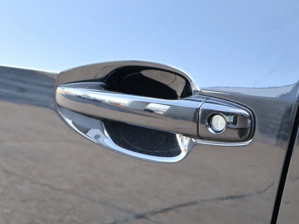 New 2025 Crystal Black Silica Subaru Premium image 20