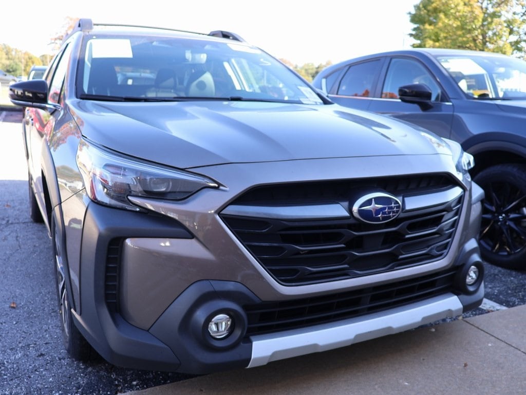 Used 2023 Subaru Outback Limited SUV