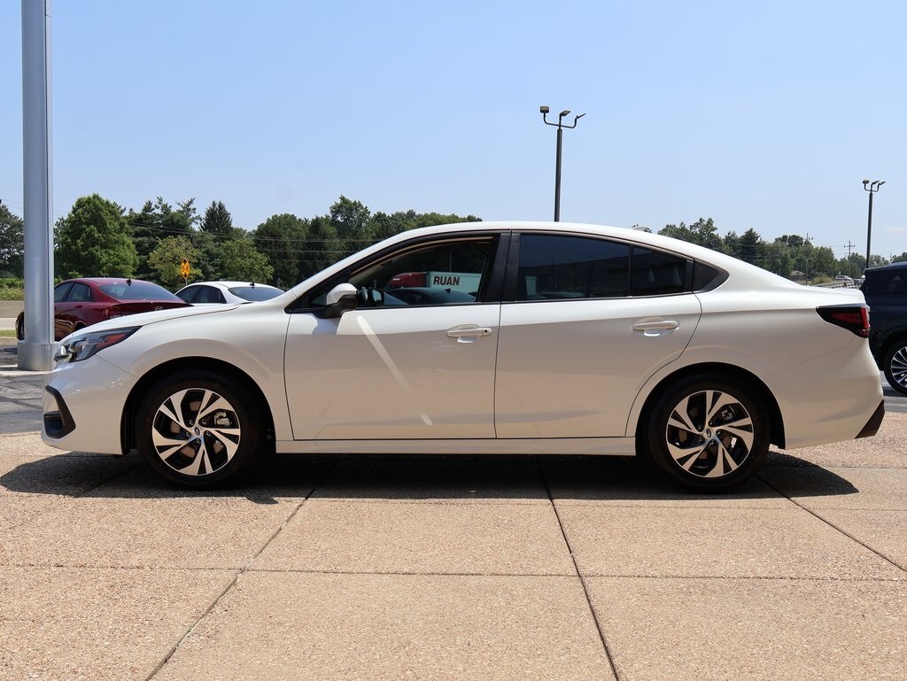 2025 Subaru Legacy Premium photo 2