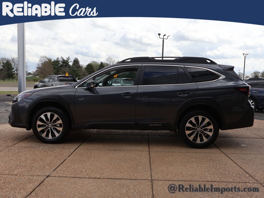 Used 2024 Magnetite Gray Metallic Subaru Limited image 3