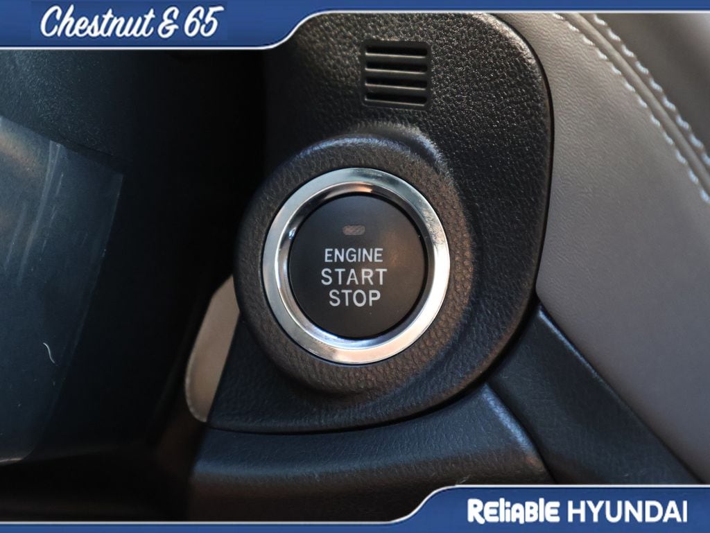 Used 2024 Crystal White Pearl Subaru Onyx Edition image 33