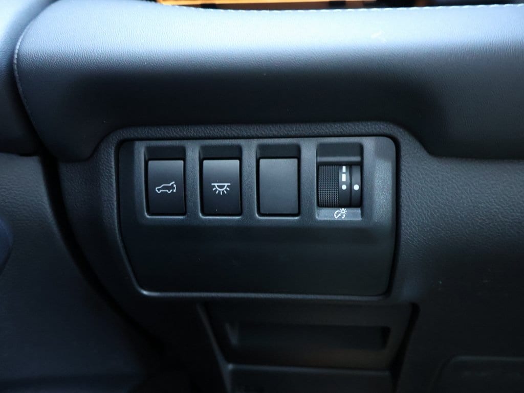 New 2026 Crystal Black Silica Subaru Touring 7-Passenger image 33