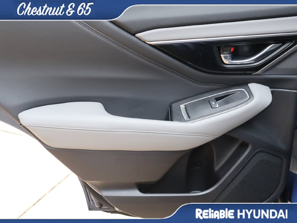 Used 2021 Abyss Blue Pearl Subaru Limited image 17