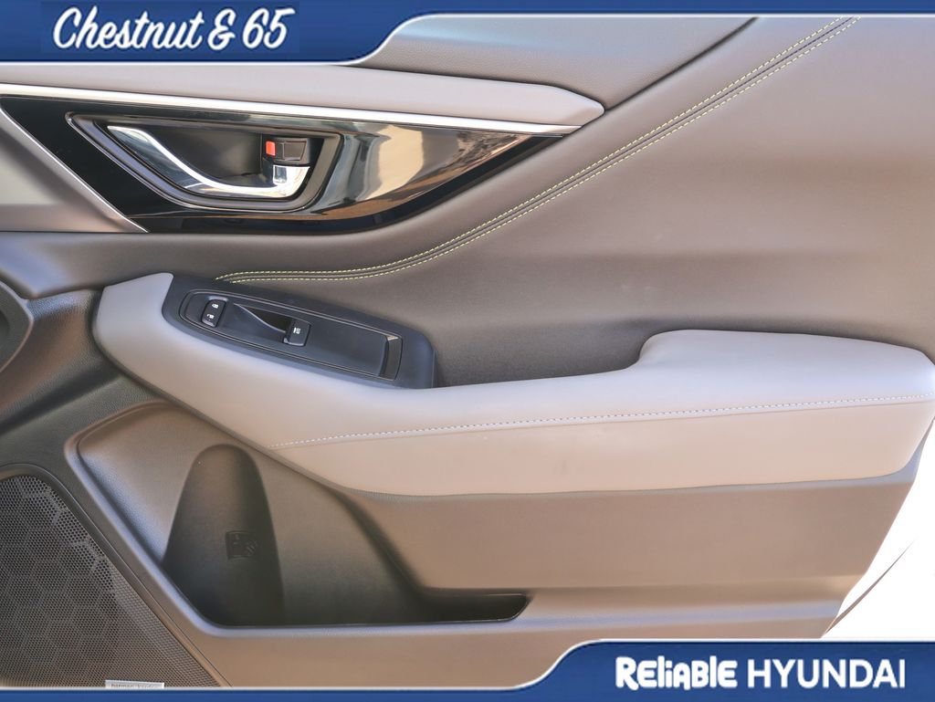 Used 2024 Crystal White Pearl Subaru Onyx Edition image 8