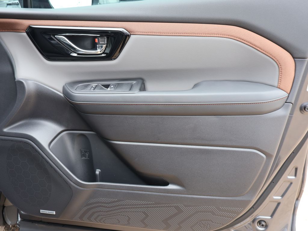 New 2026 Magnetite Gray Subaru Sport Hybrid image 11