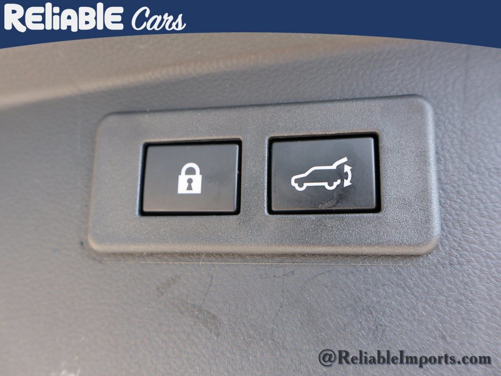 Used 2025 Ice Silver Metallic Subaru Premium image 17