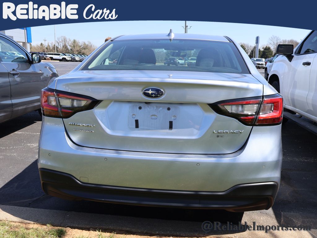 Used 2023 Ice Silver Metallic Subaru Limited image 21