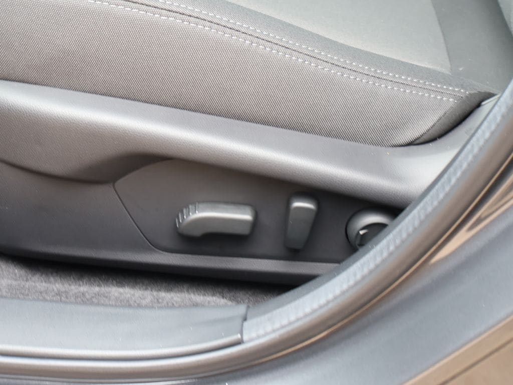 New 2026 Magnetite Gray/Crystal Black Silica Subaru Premium image 25