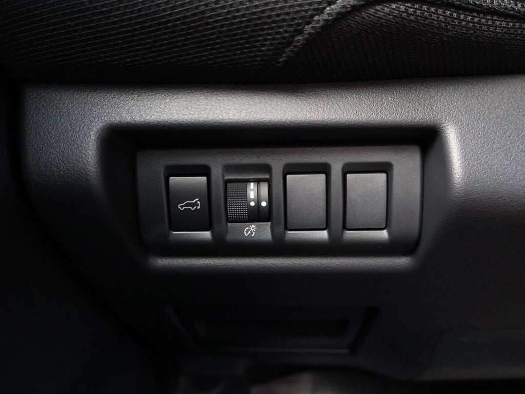 New 2026 Ice Silver Subaru Premium image 33