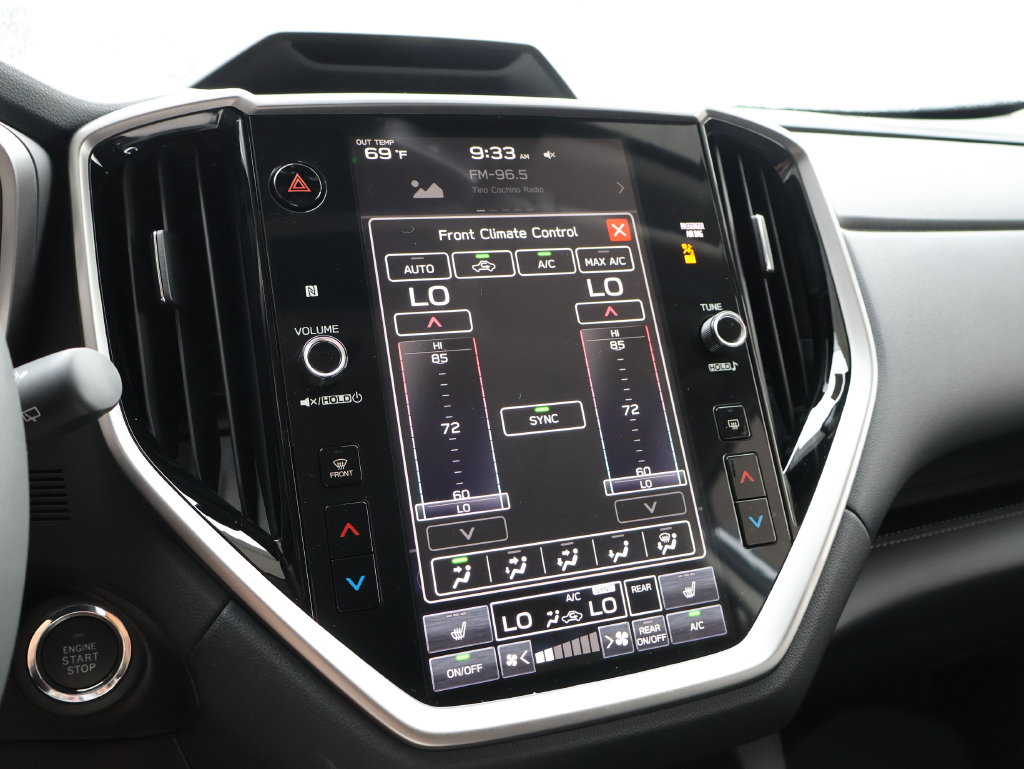 New 2027 Ice Silver Subaru Limited 7-Passenger image 38