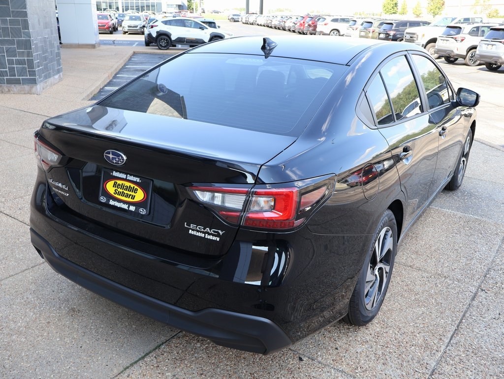 New 2025 Crystal Black Silica Subaru Premium image 6