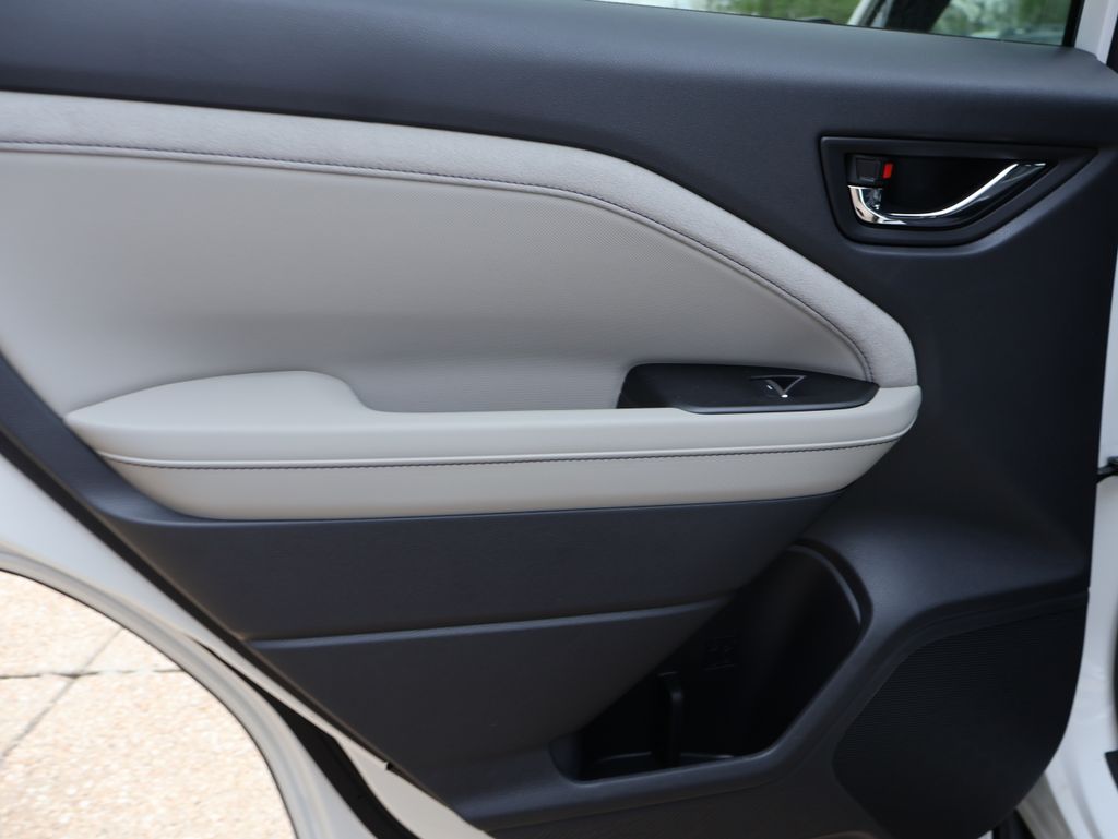 New 2026 Crystal White Pearl Subaru Limited image 18