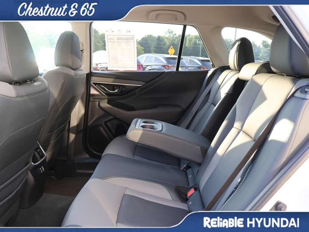 Used 2024 Crystal White Pearl Subaru Onyx Edition image 18