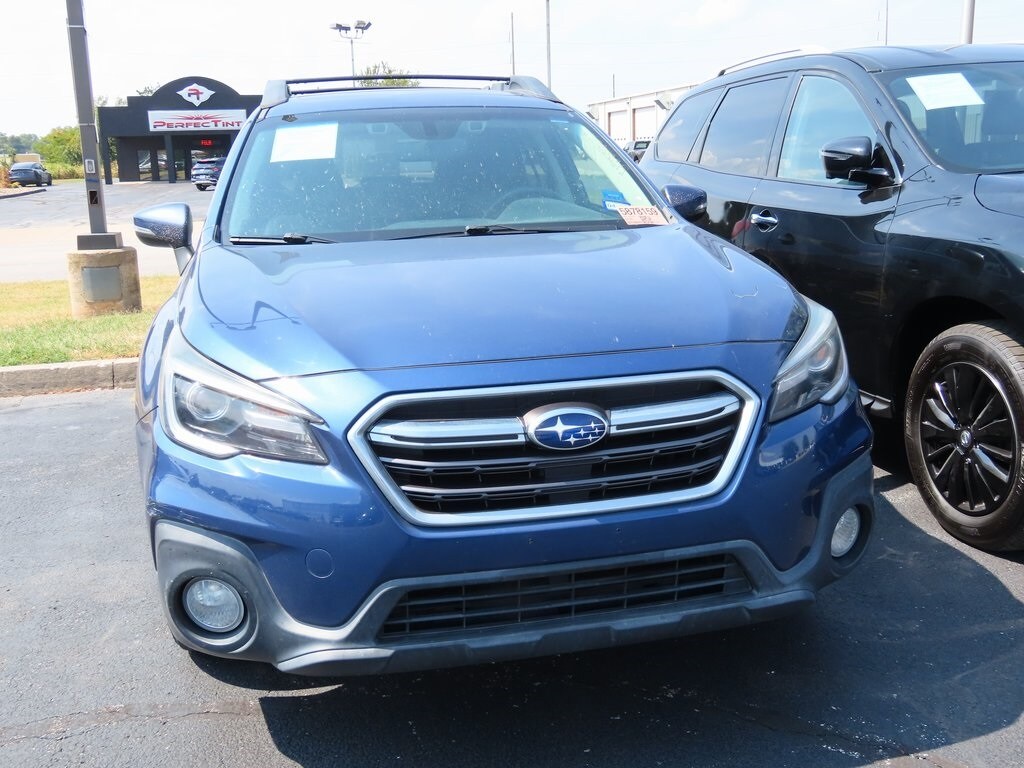 2019 Subaru Outback 2.5i Limited photo 3