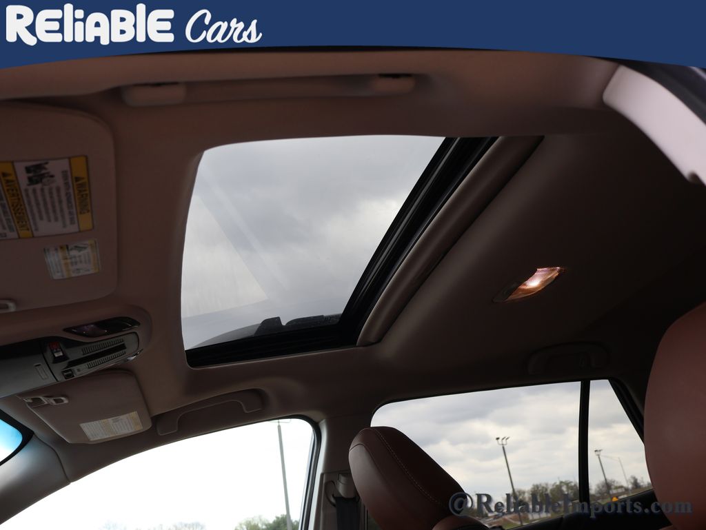 Used 2022 Abyss Blue Pearl Subaru Touring image 27