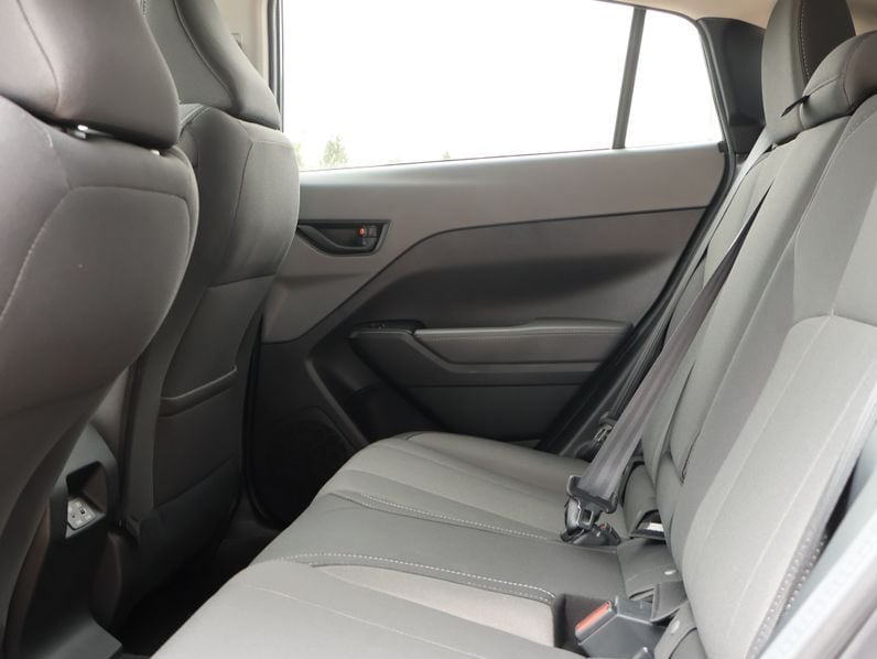 New 2026 Magnetite Gray/Crystal Black Silica Subaru Premium image 20