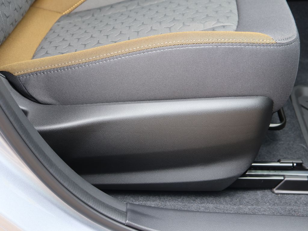 New 2026 Ice Silver Subaru Sport Hybrid image 13