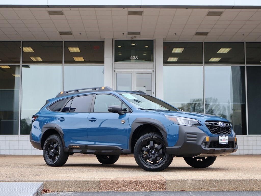 2023 Subaru Outback Wilderness photo 2