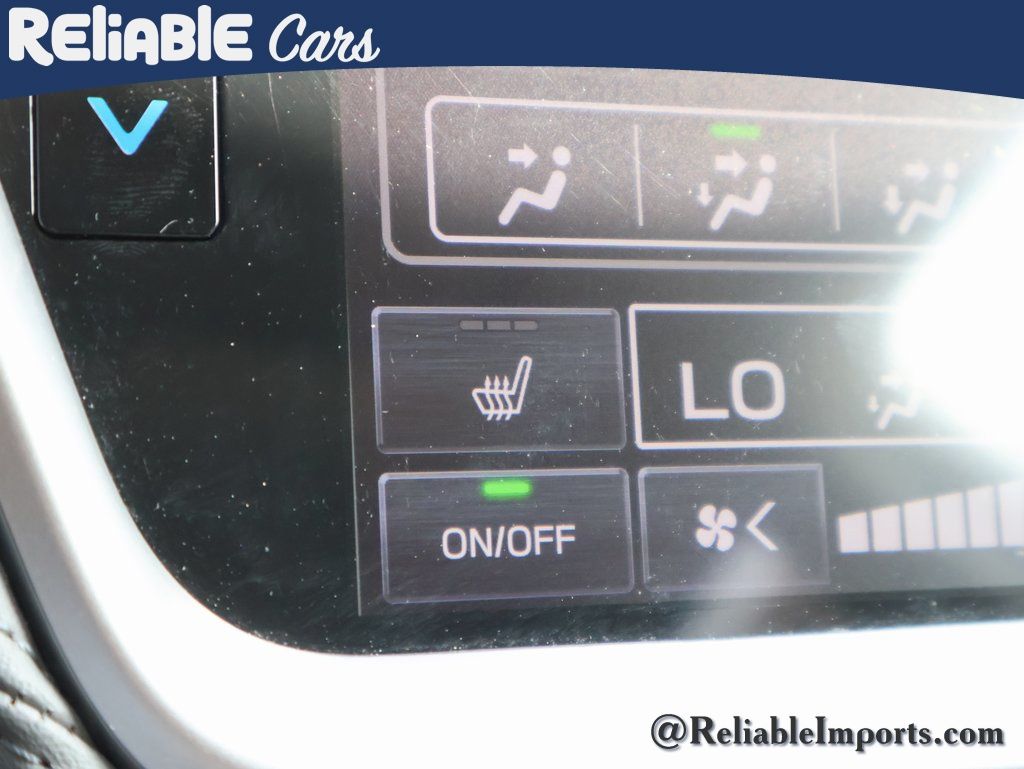 Used 2025 Ice Silver Metallic Subaru Premium image 38