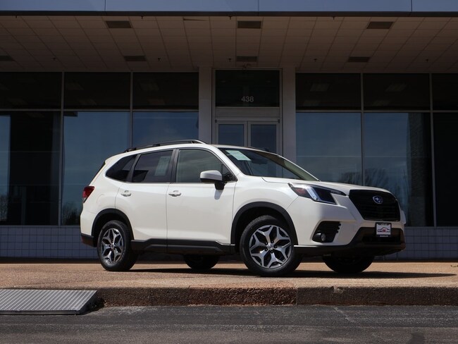 2023 Subaru Forester Premium SUV