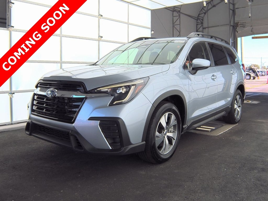 2024 Subaru Ascent Premium's photo