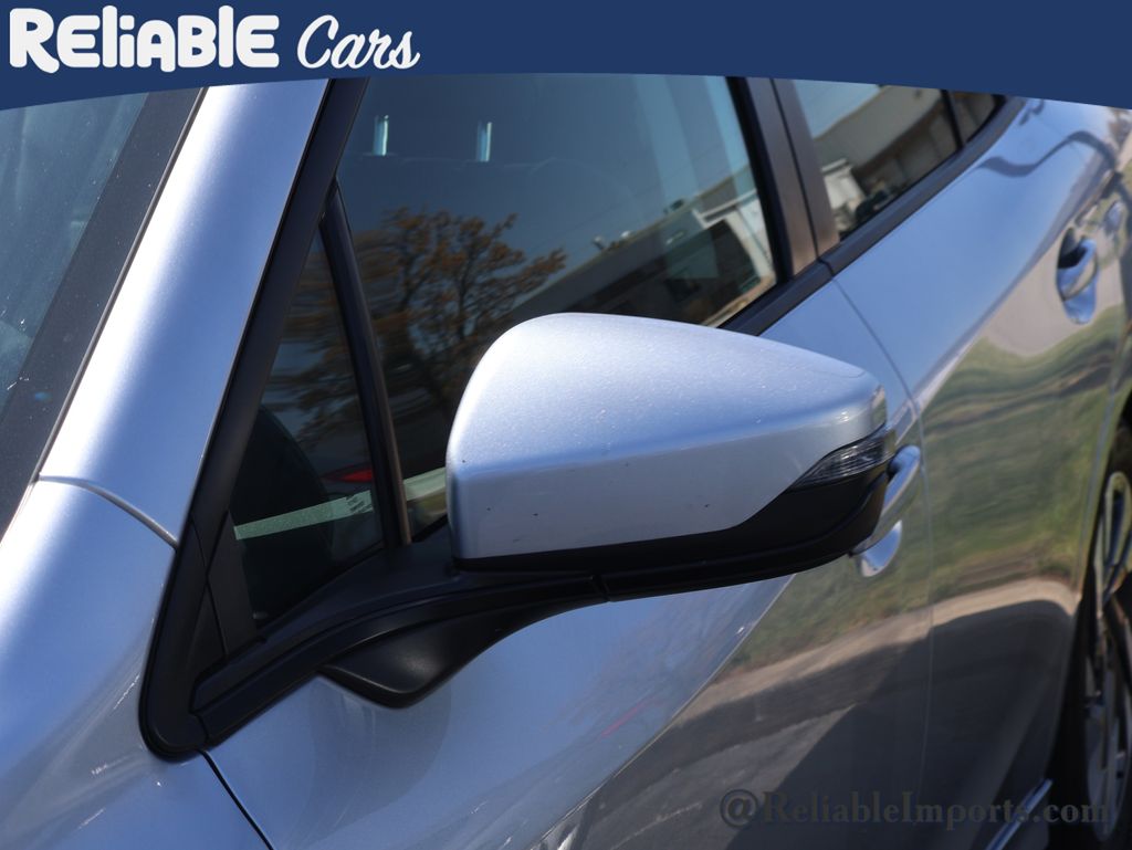 Used 2023 Ice Silver Metallic Subaru Limited image 12