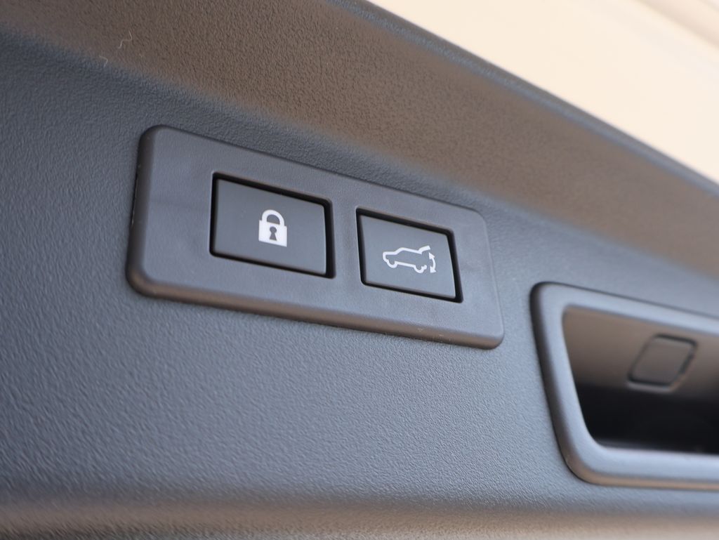 New 2026 Crystal White Pearl Subaru Limited XT image 17