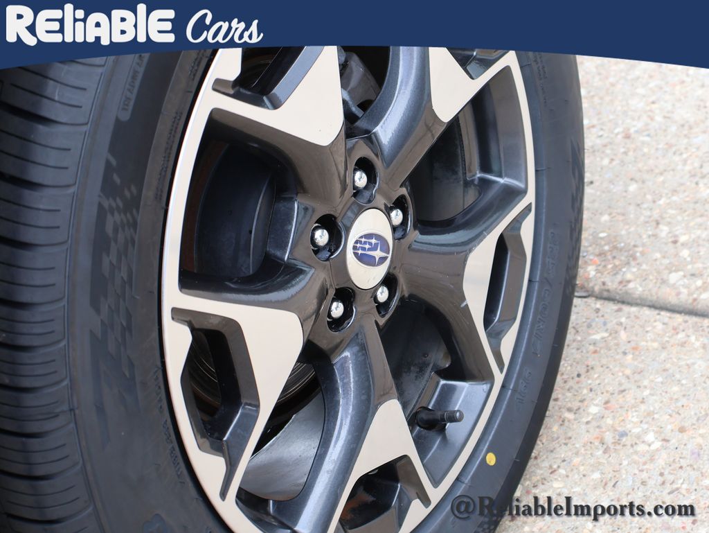 Used 2018 Crystal Black Silica Subaru 2.0i Premium with image 40