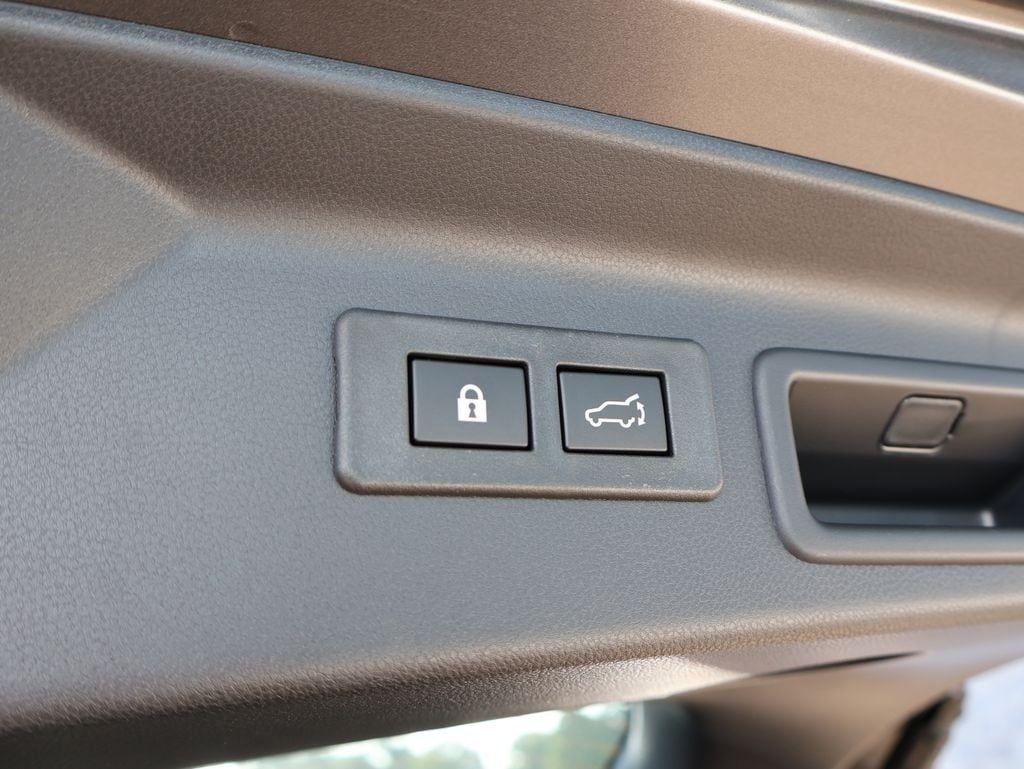 New 2026 Magnetite Gray Subaru Sport Onyx Edition image 17